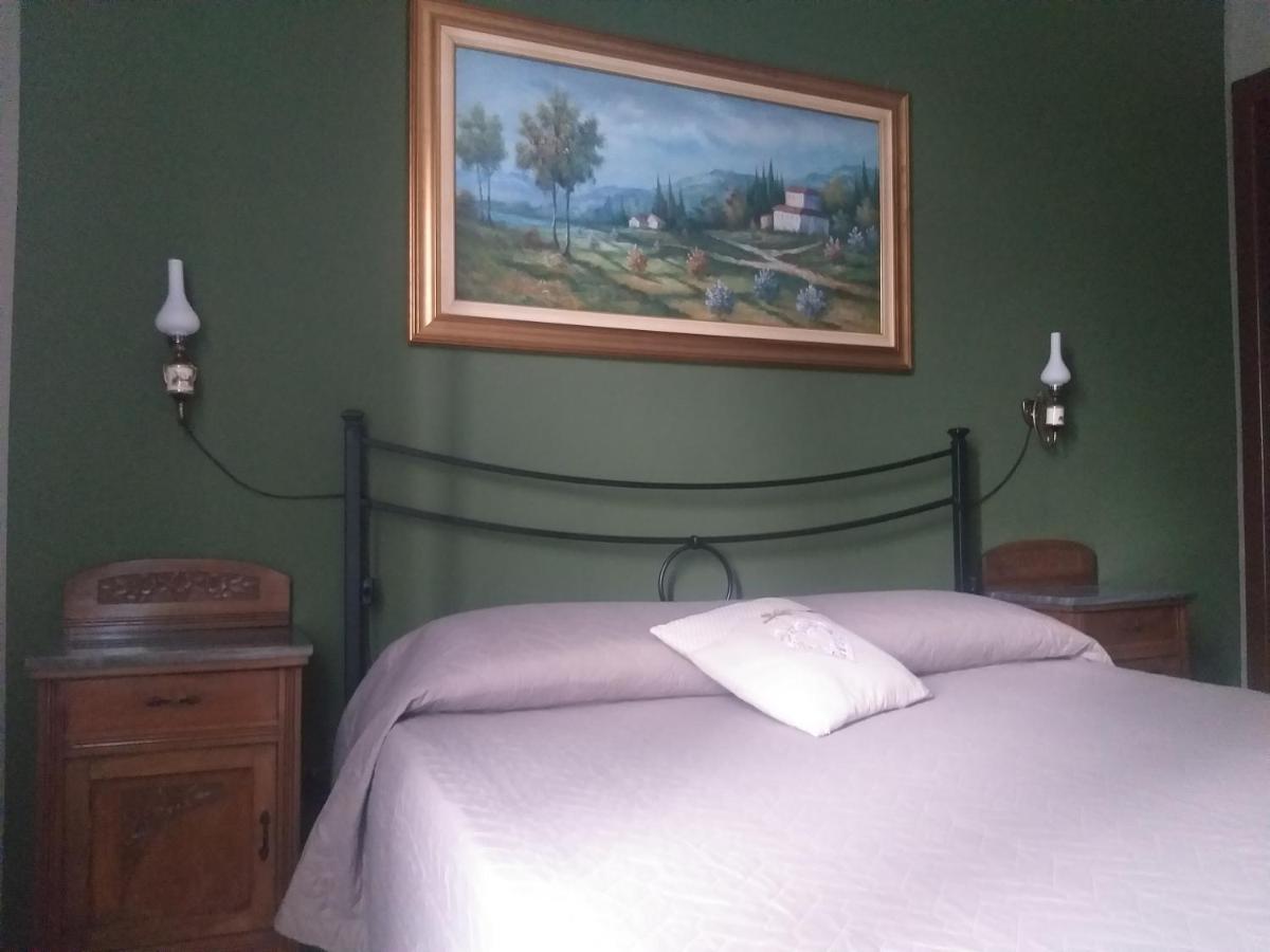 לינה וארוחת בוקר San Damiano dʼAsti Mosci'S Bed & Beer מראה חיצוני תמונה
