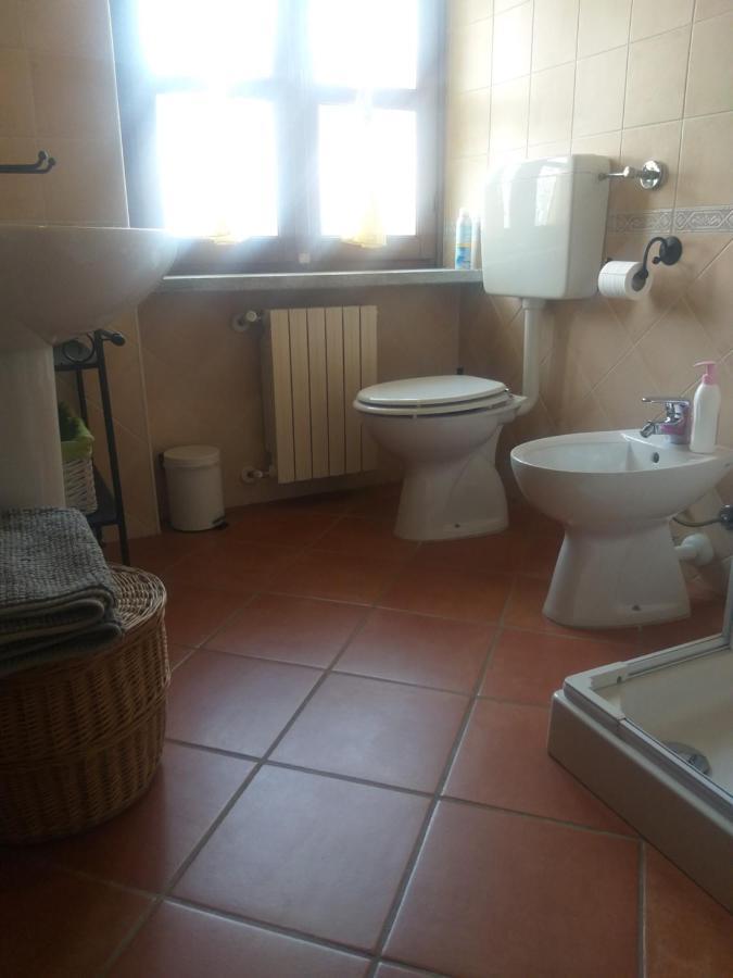 לינה וארוחת בוקר San Damiano dʼAsti Mosci'S Bed & Beer מראה חיצוני תמונה